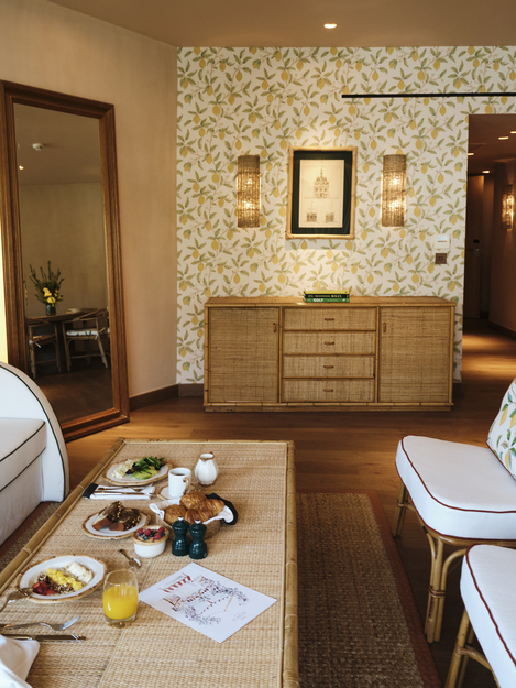 Boutique Hotel in Vouliagmeni Athens | The Margi Luxury Hotel - Executive Suites