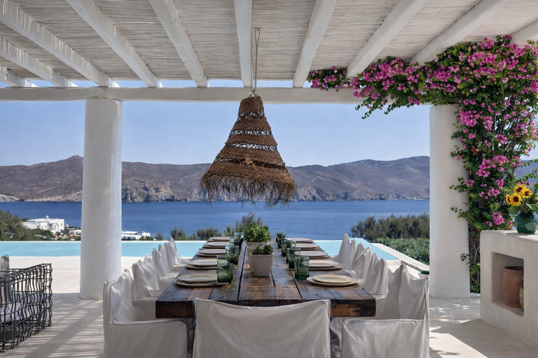 Boutique Hotel in Vouliagmeni Athens | The Margi Luxury Hotel - Mykonos Villa